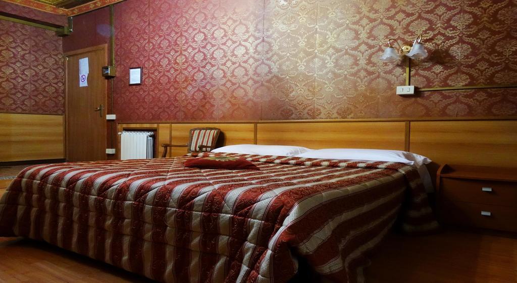 Hotel Cristina Рим Номер фото